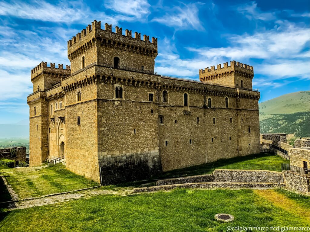 Castello Piccolomini - Celano (AQ) - Castelli d’Abruzzo